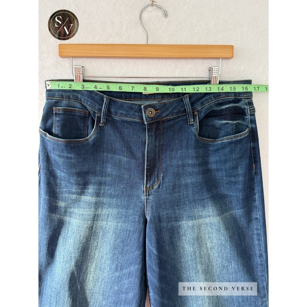 Whetherly Women Wide Leg Crop Jeans Dark Wash Raw Hem Denim Size 32/14 - Picture 7 of 13